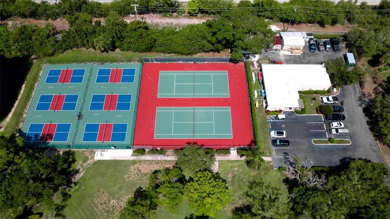 507 Lakeside Drive , Unit 507, Bradenton, FL 34210 Photo