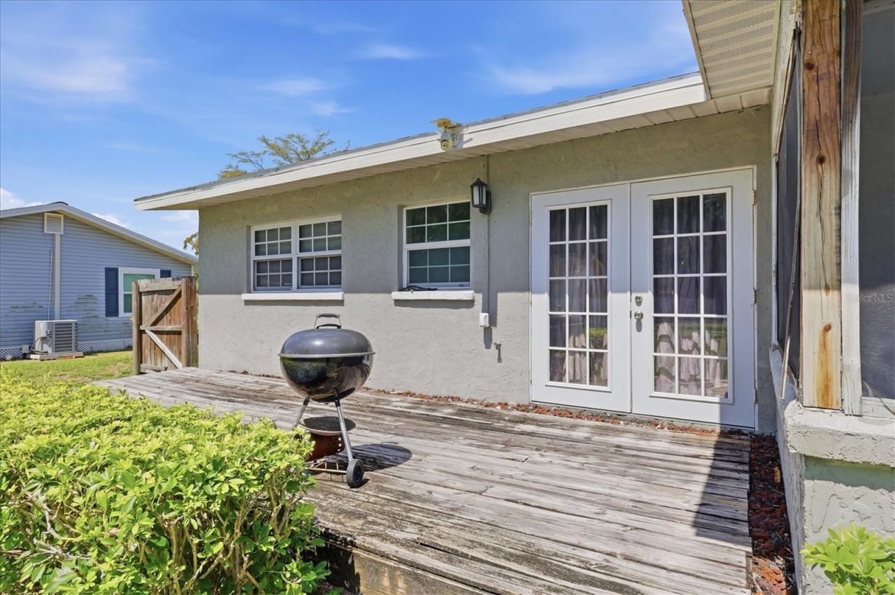 910 16th Avenue W, Palmetto, FL 34221 Photo