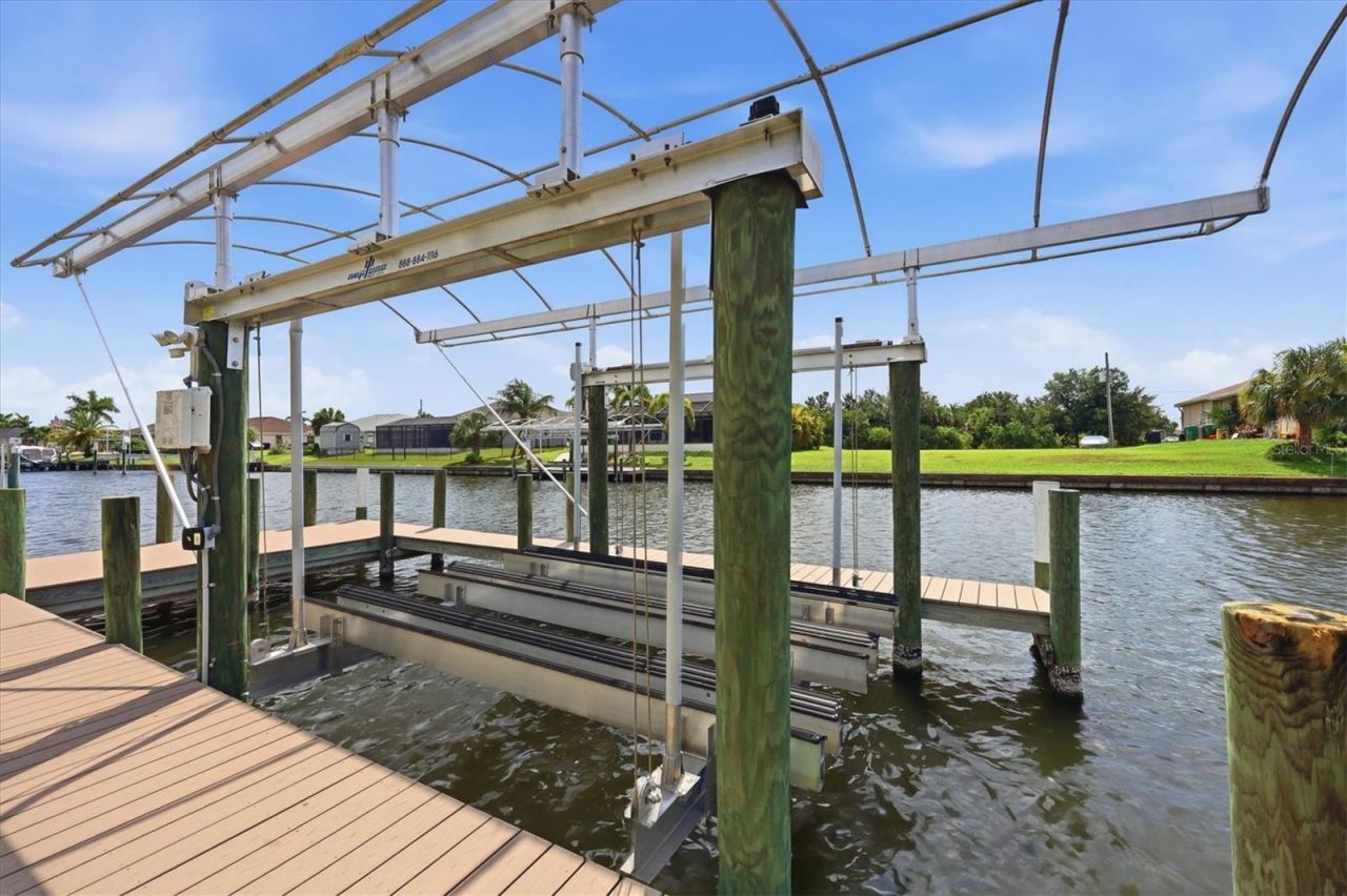 9404 Spring Circle , Port Charlotte, FL 33981 Photo