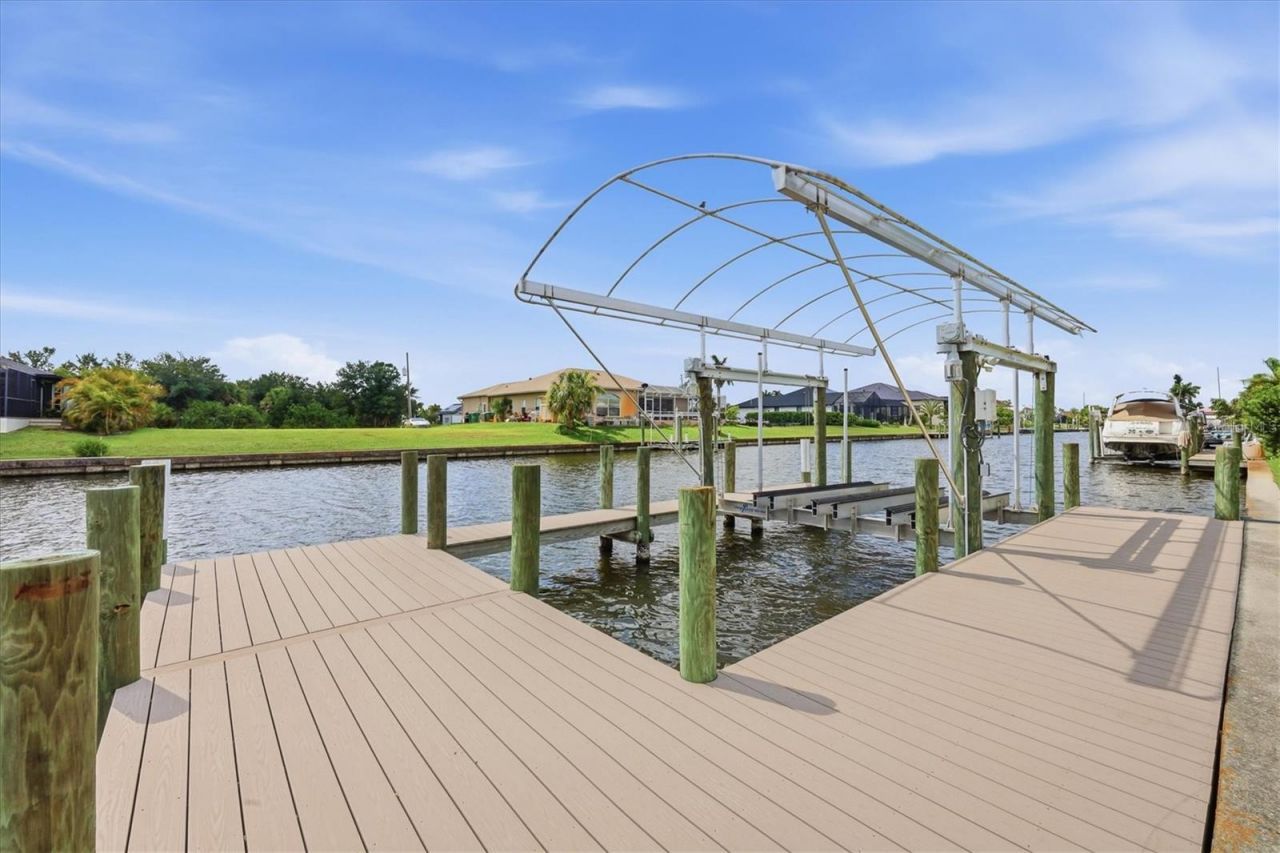 9404 Spring Circle , Port Charlotte, FL 33981 Photo