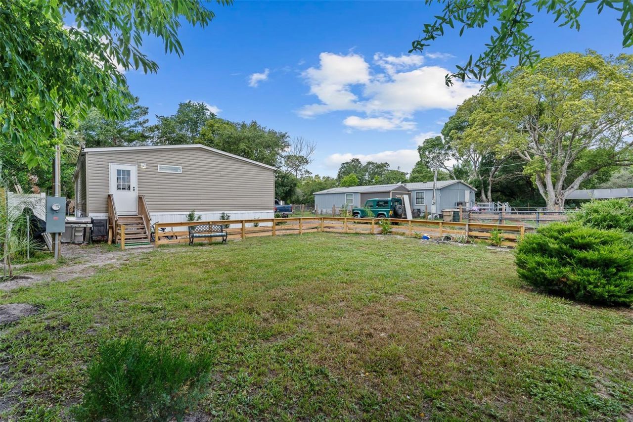 42215 Beech Avenue , Deland, FL 32720 Photo