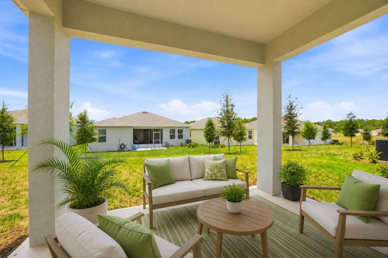 6205 Sanders Grove Circle, Okahumpka, FL 34762 Photo