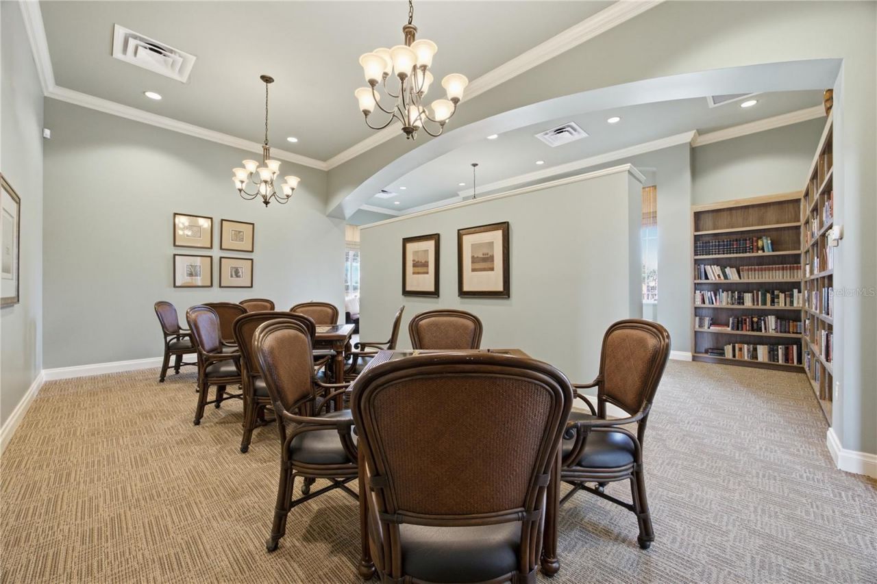 6205 Sanders Grove Circle, Okahumpka, FL 34762 Photo