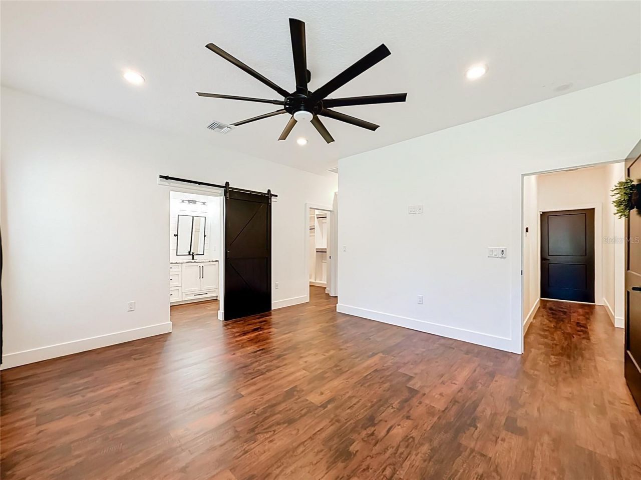 44524 Cross Country Boulevard , Altoona, FL 32702 Photo