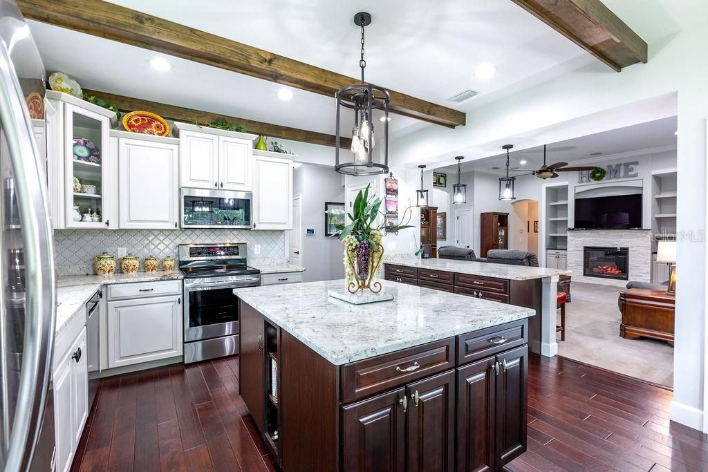733 SW Marynik Drive , High Springs, FL 32643 Photo