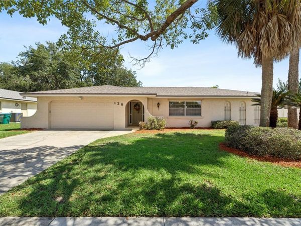 128 DELLWOOD DRIVE , LONGWOOD, FL 32750