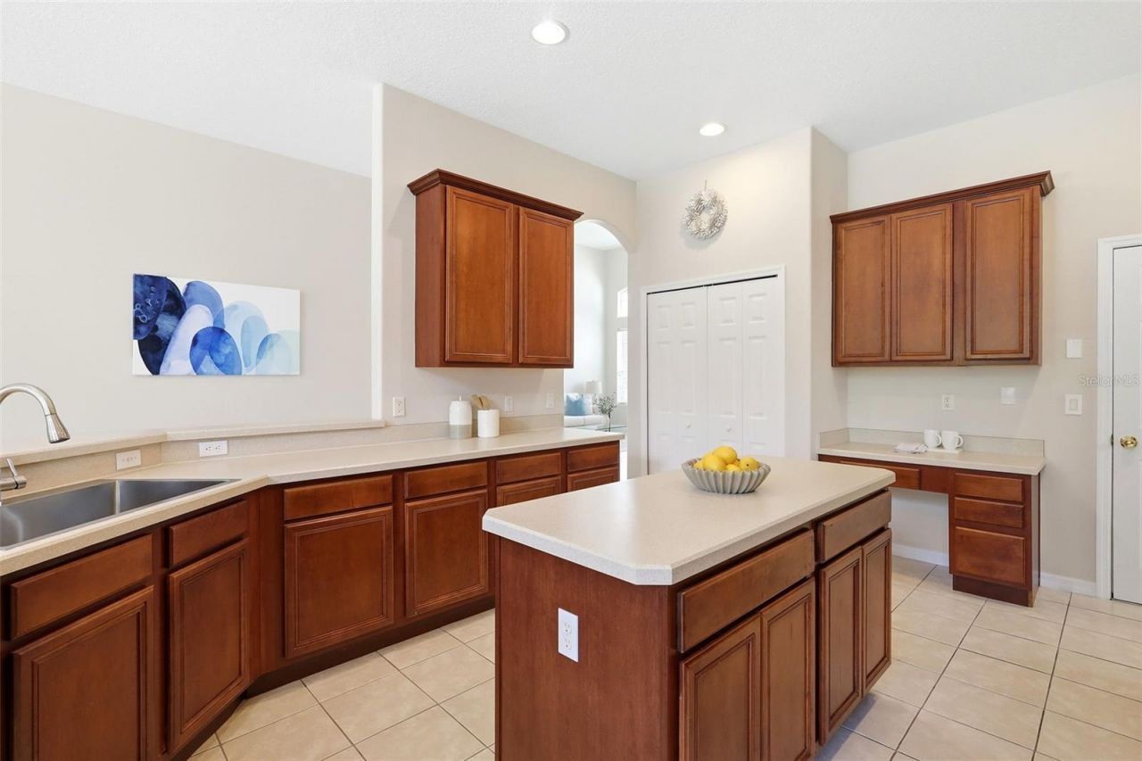 2555 Sand Arbor Circle, Orlando, FL 32824 Photo