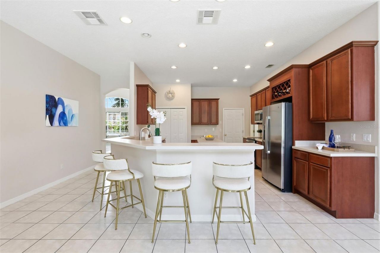2555 Sand Arbor Circle, Orlando, FL 32824 Photo
