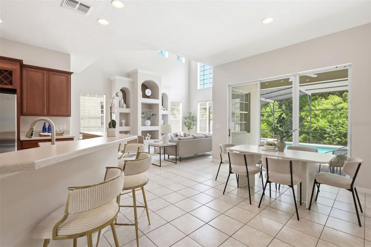 2555 Sand Arbor Circle, Orlando, FL 32824 Photo