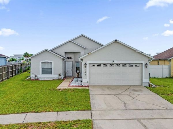 102 SAFFRON WAY , KISSIMMEE, FL 34758