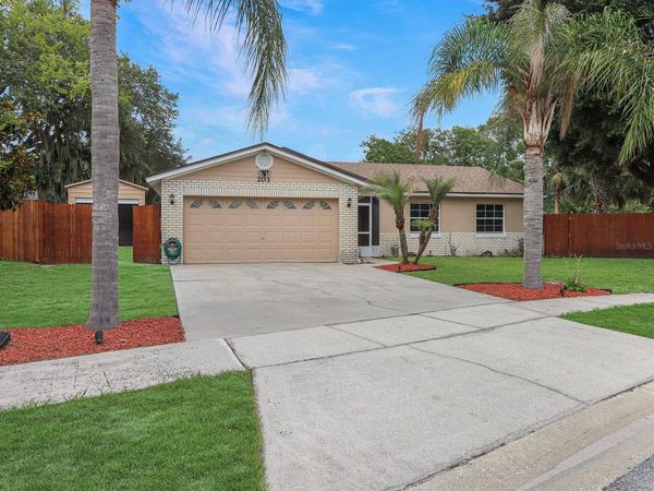 203 SWEETGUM , WINTER SPRINGS, FL 32708
