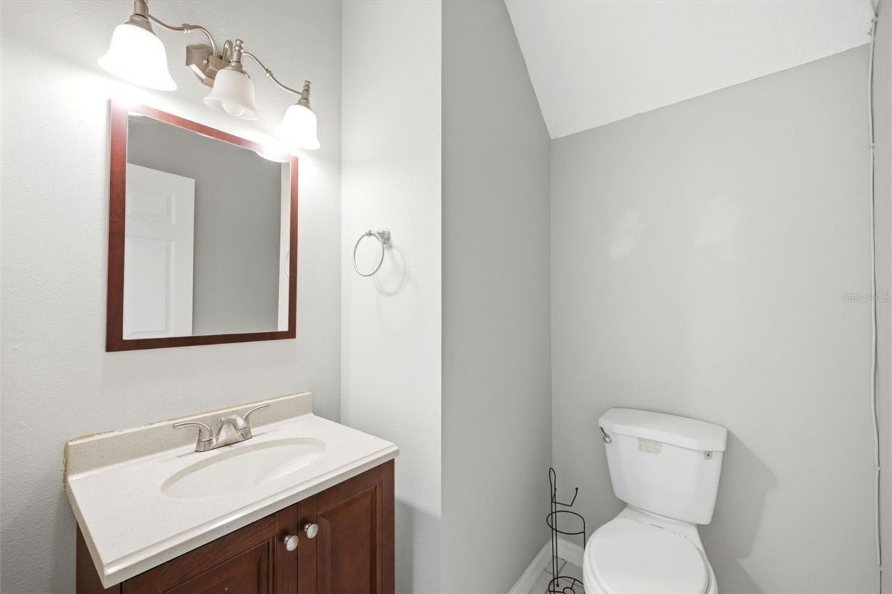 5016 Bridgeway Lane , Lutz, FL 33558 Photo