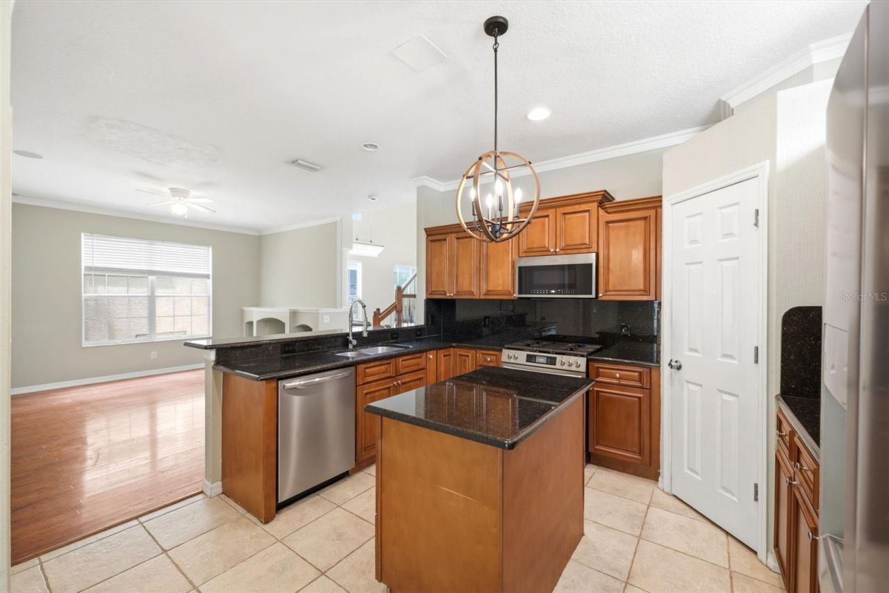 5016 Bridgeway Lane , Lutz, FL 33558 Photo