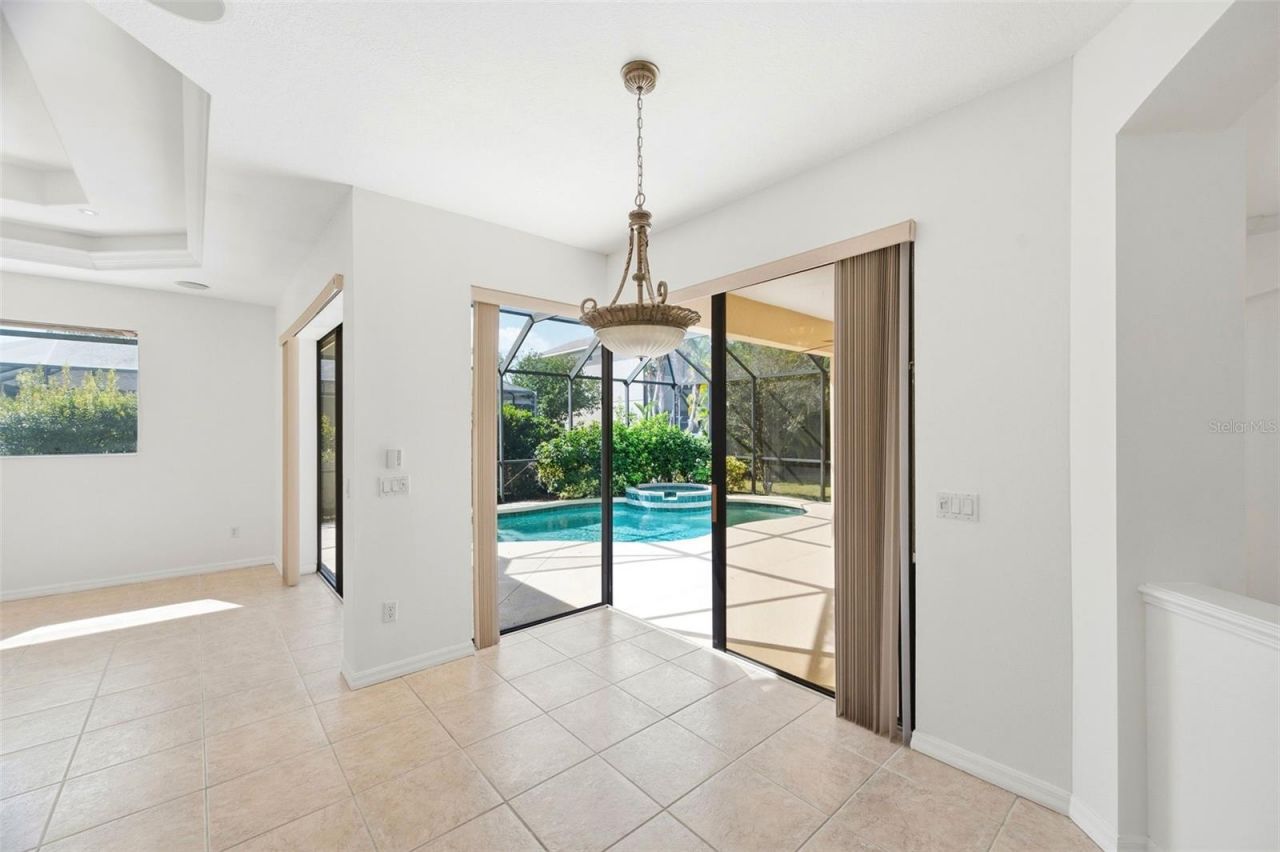 6611 Chickadee Lane , Bradenton, FL 34202 Photo