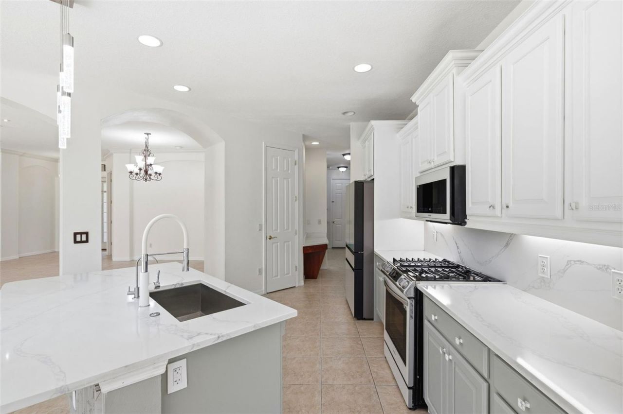 6611 Chickadee Lane , Bradenton, FL 34202 Photo