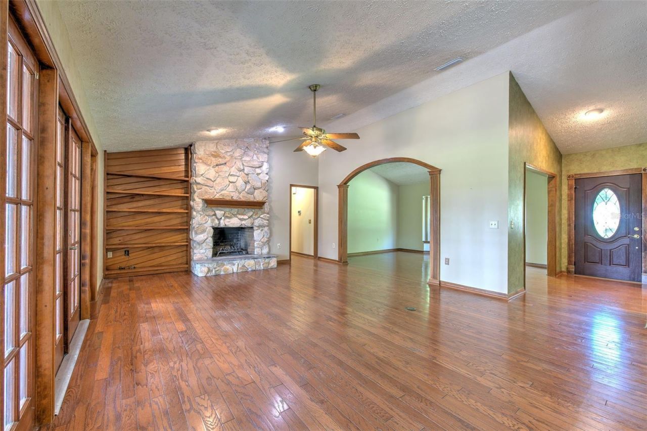 2102 Whitlock Place , Dover, FL 33527 Photo