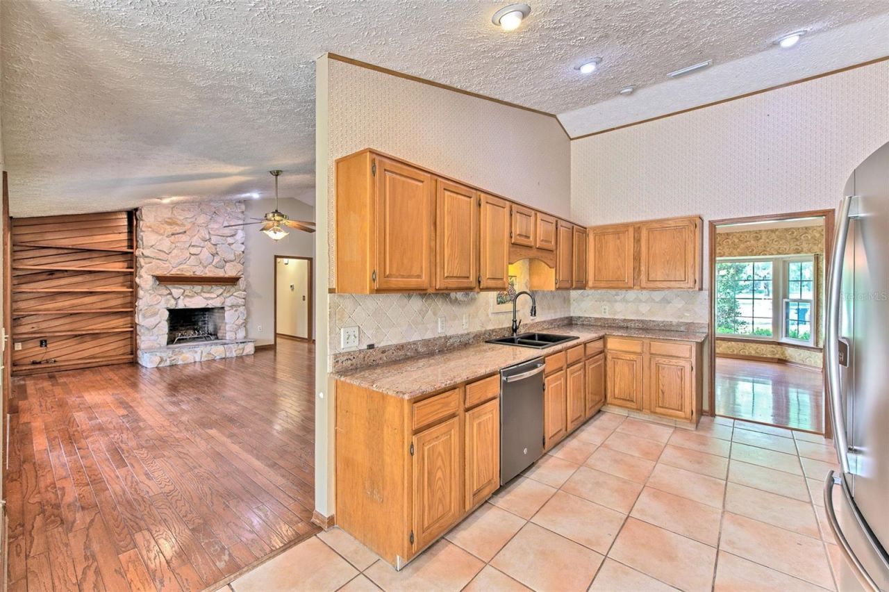 2102 Whitlock Place , Dover, FL 33527 Photo