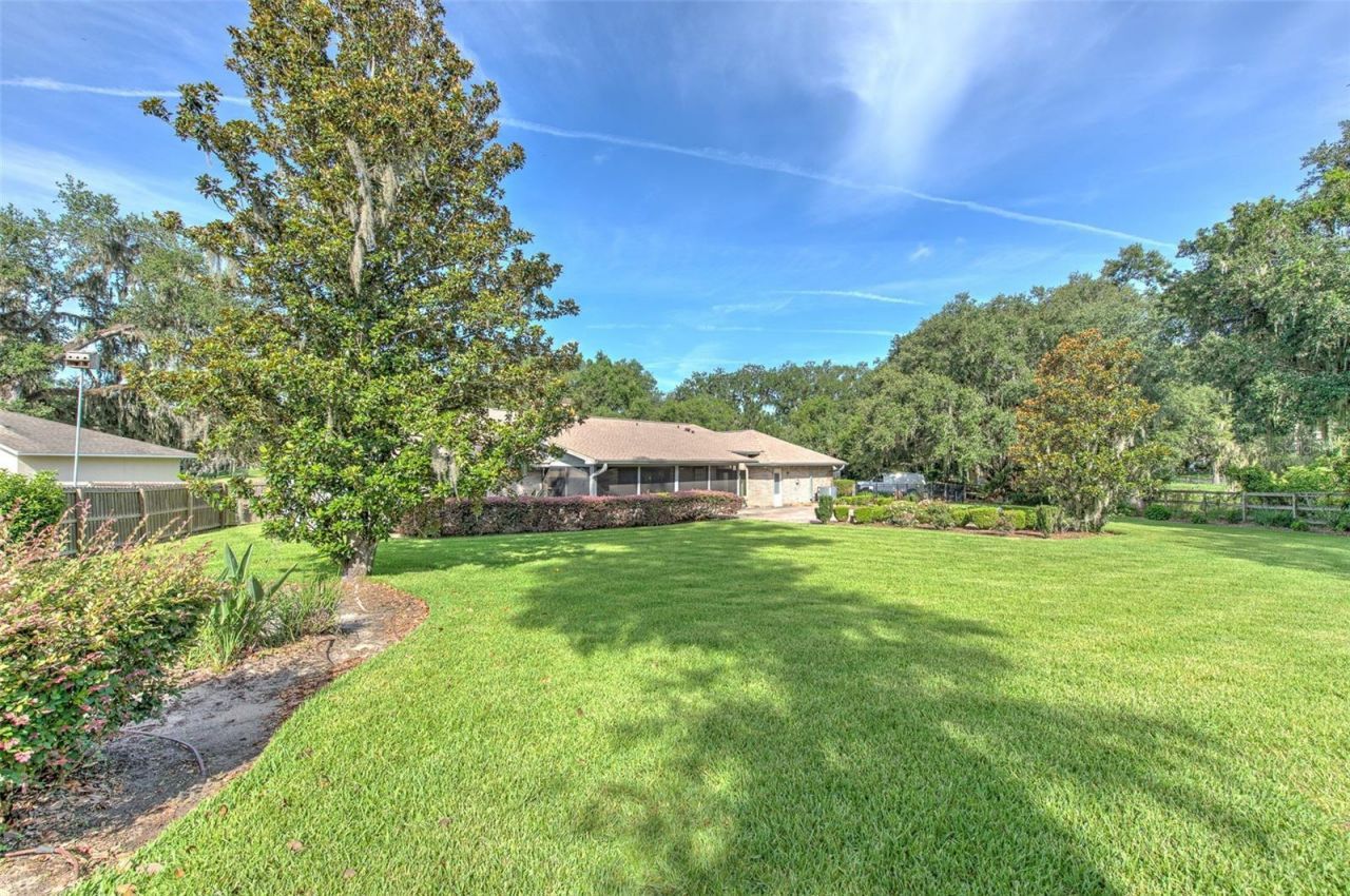 2102 Whitlock Place , Dover, FL 33527 Photo