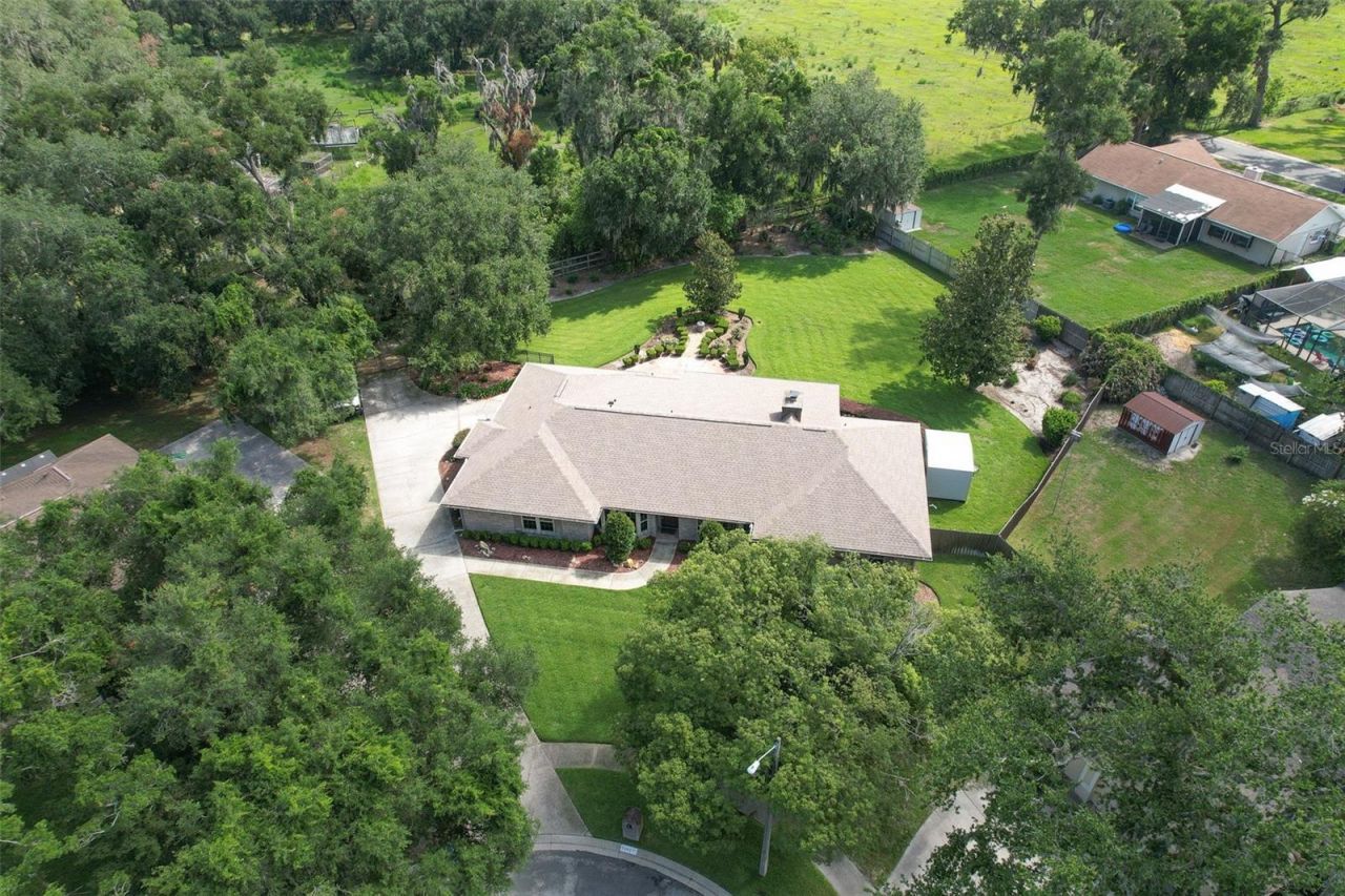 2102 Whitlock Place , Dover, FL 33527 Photo