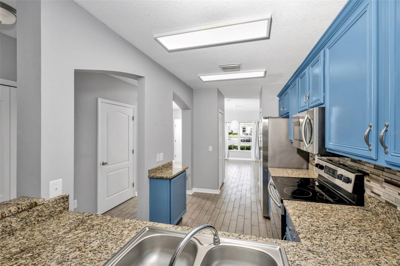 5842 Fishhawk Ridge Drive , Lithia, FL 33547 Photo