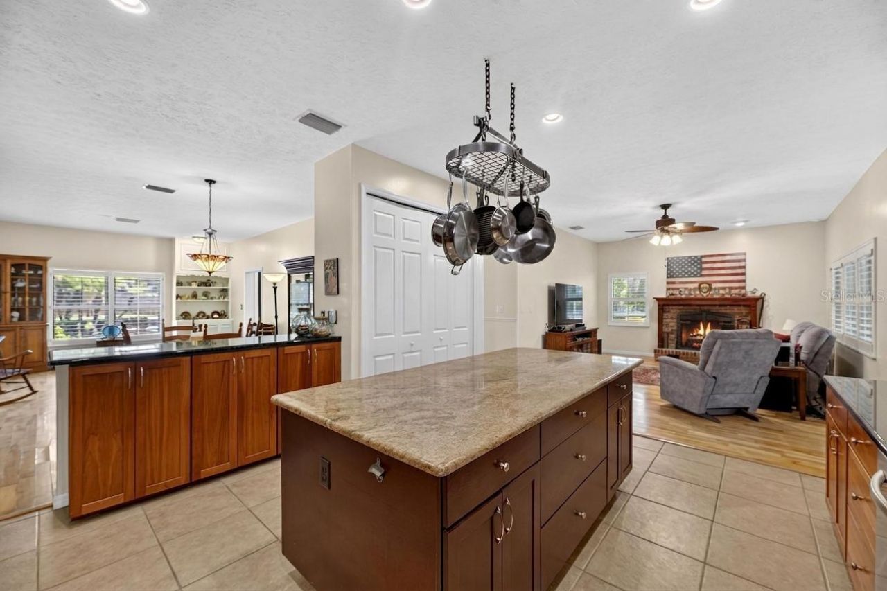 2715 Little Road , Valrico, FL 33596 Photo