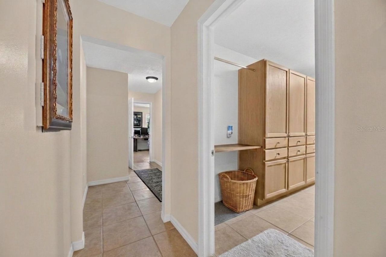 2715 Little Road , Valrico, FL 33596 Photo