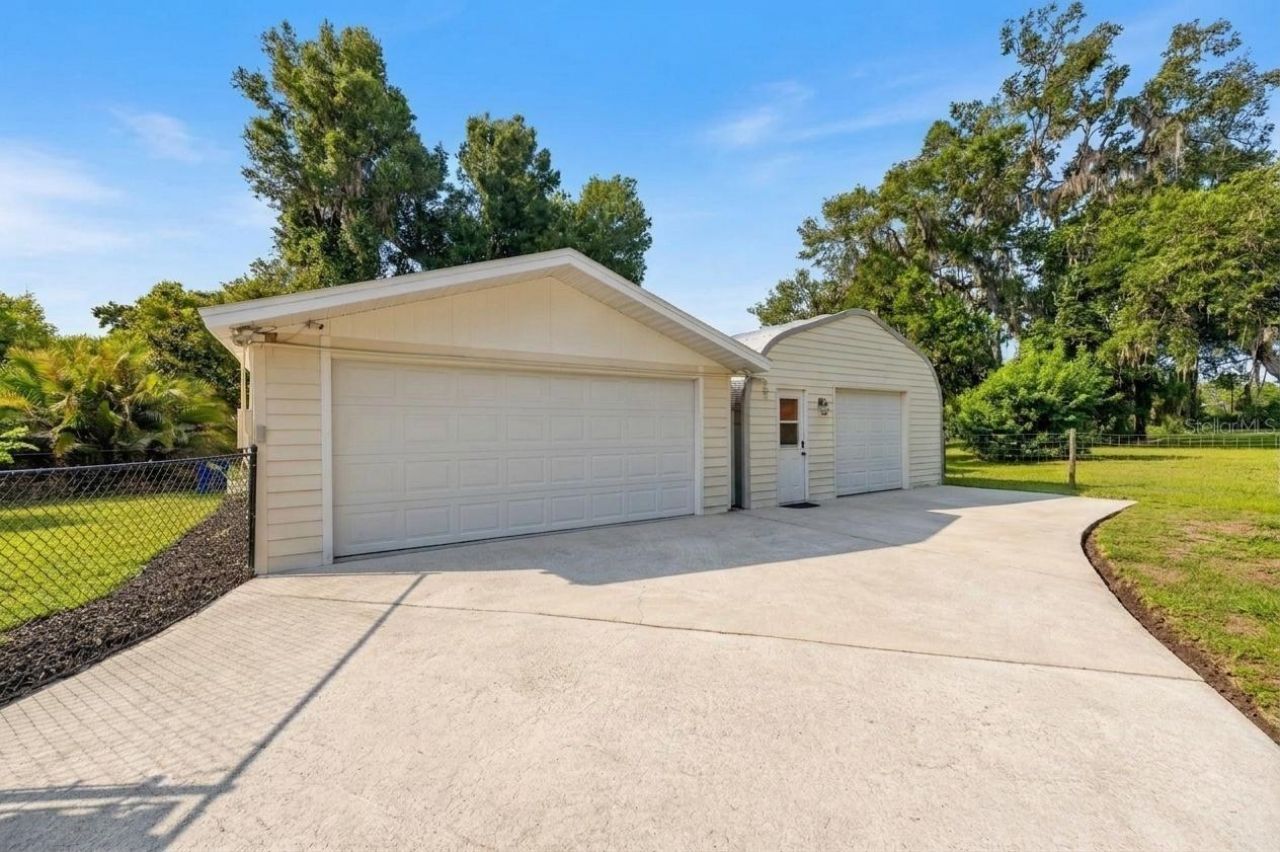 2715 Little Road , Valrico, FL 33596 Photo