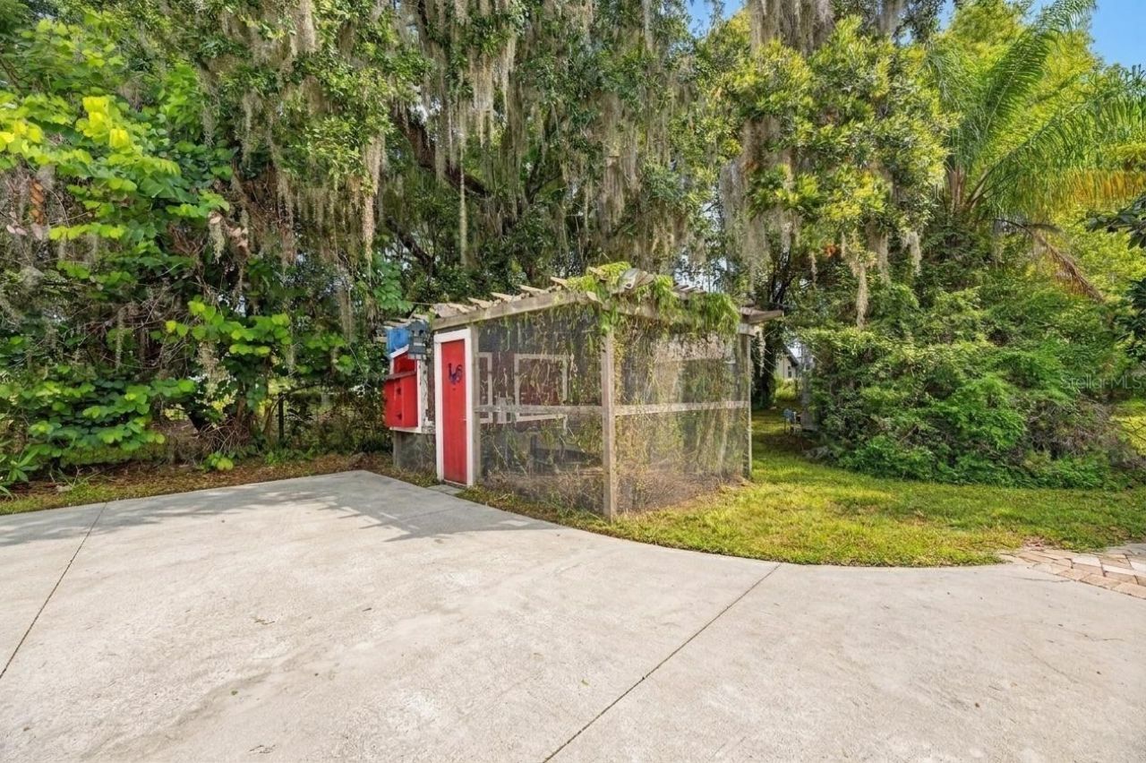 2715 Little Road , Valrico, FL 33596 Photo