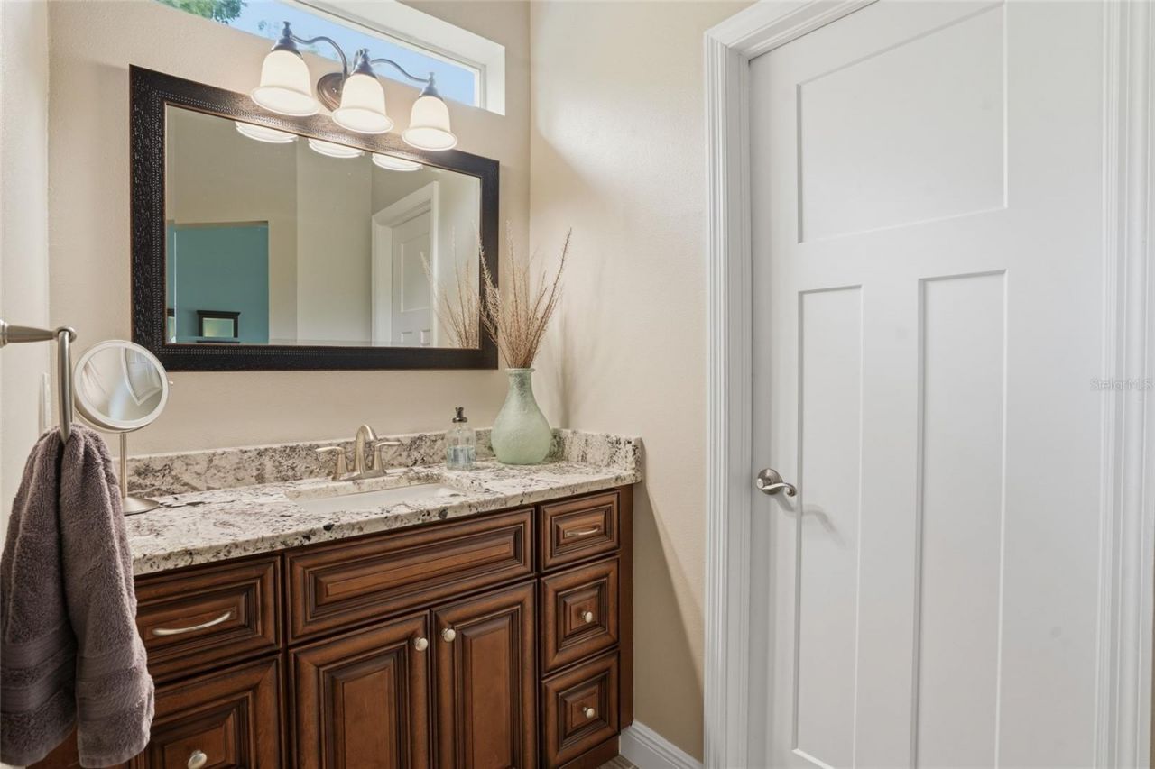 16622 Lakeshore Road, Tampa, FL 33624 Photo