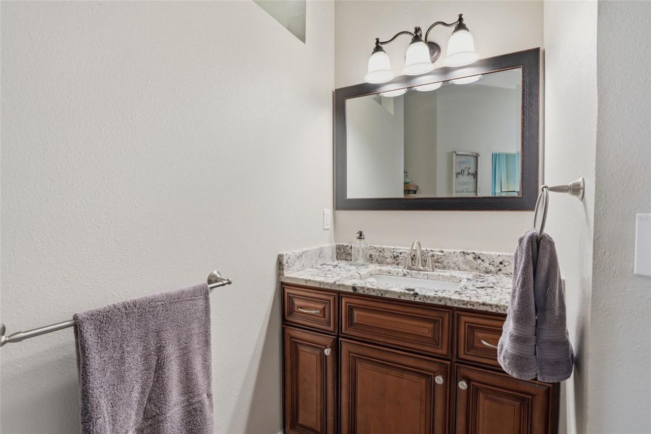 16622 Lakeshore Road, Tampa, FL 33624 Photo
