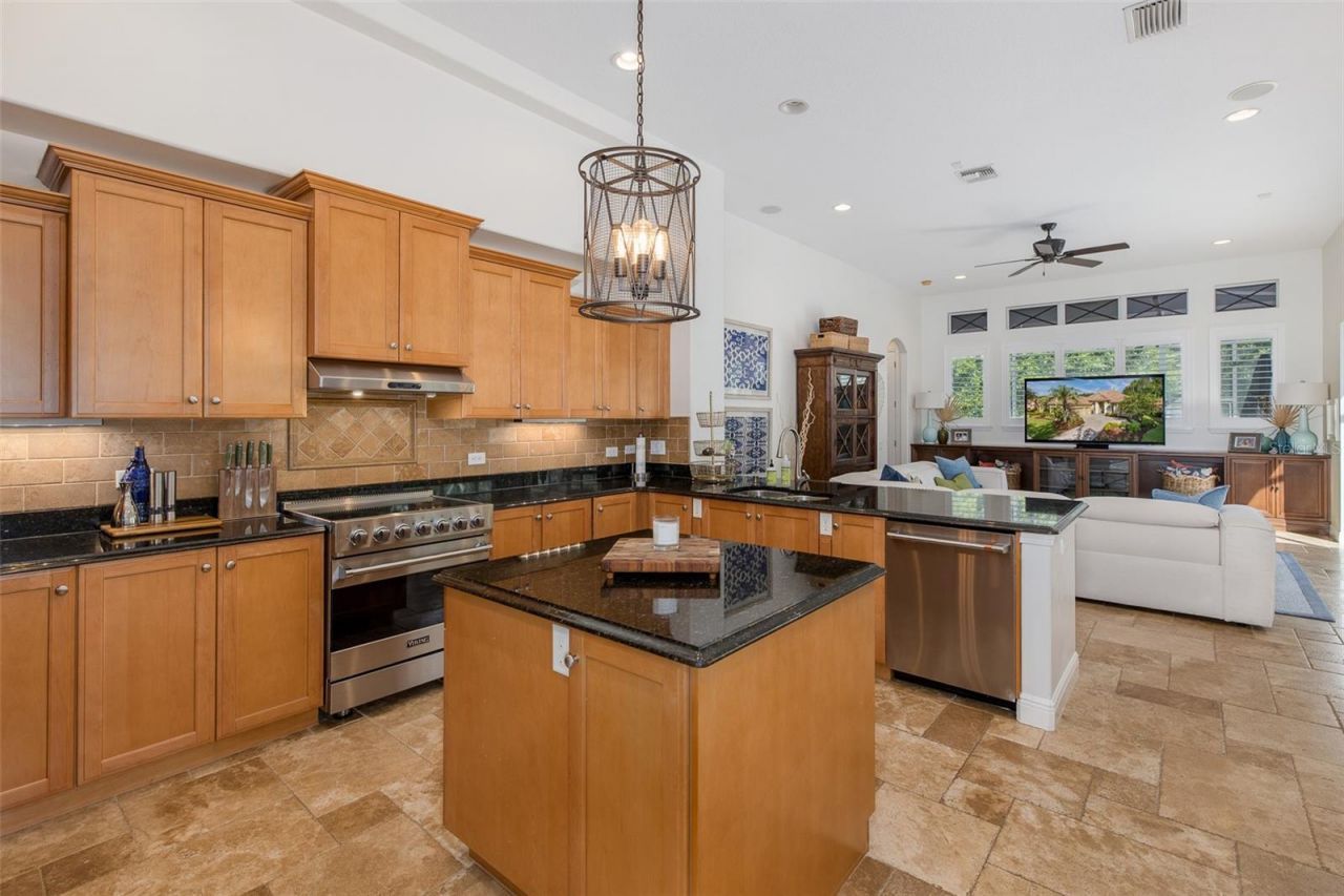 2880 Waters Edge Road, Palm Harbor, FL 34685 Photo