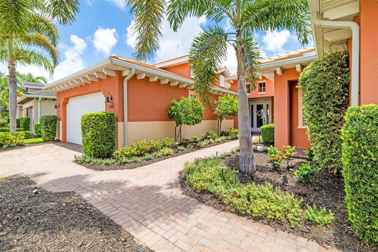 5216 Lake Overlook Avenue, Bradenton, FL 34208 Photo