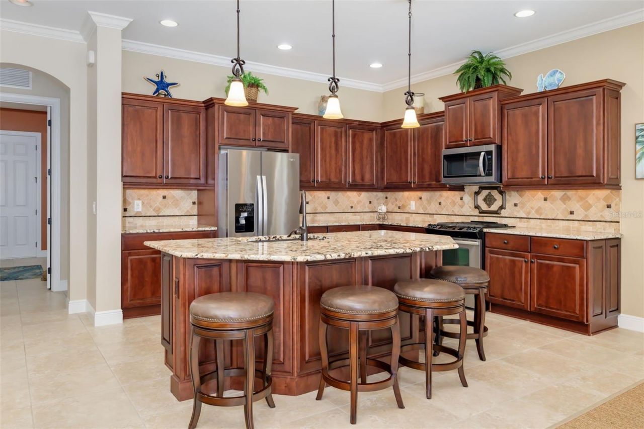 5216 Lake Overlook Avenue, Bradenton, FL 34208 Photo