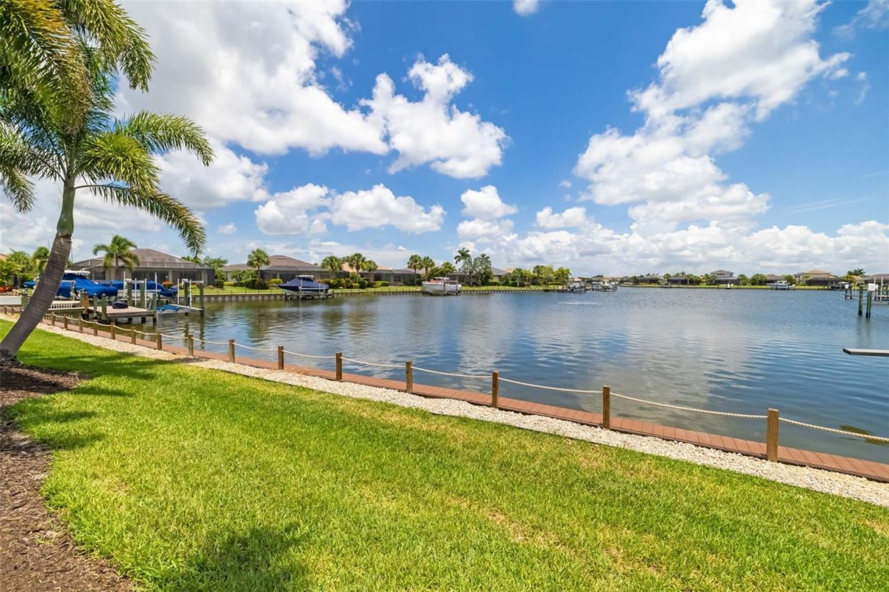 5216 Lake Overlook Avenue, Bradenton, FL 34208 Photo