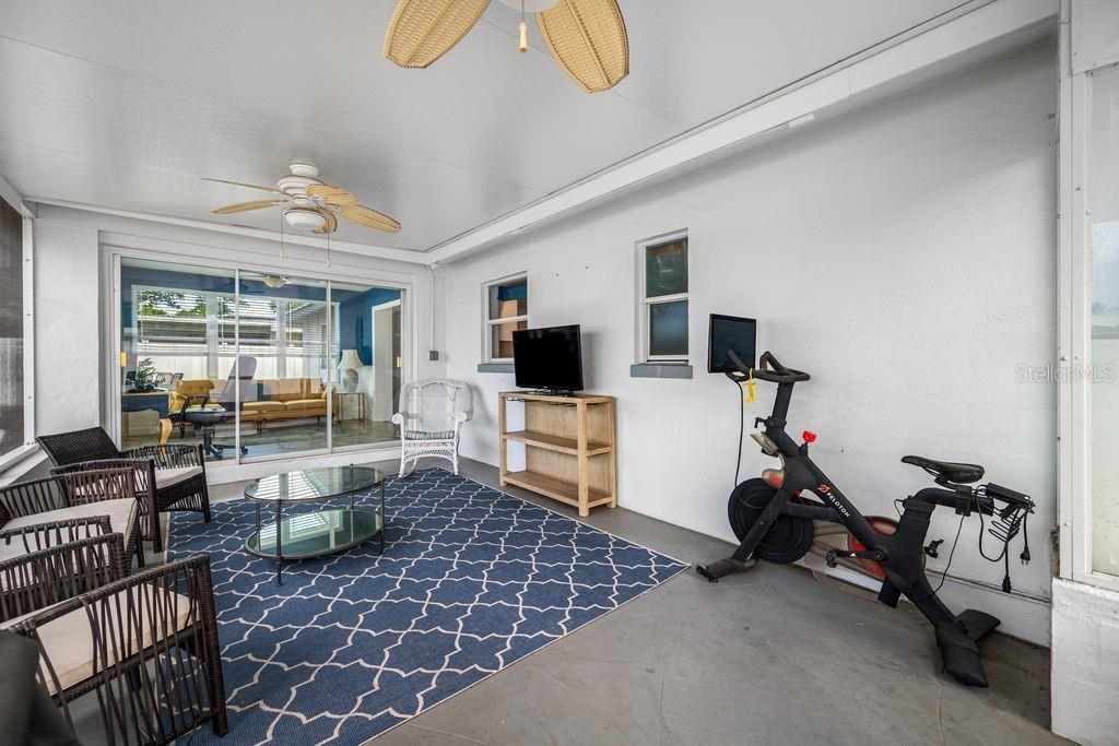 6752 31st Terrace N, Saint Petersburg, FL 33710 Photo