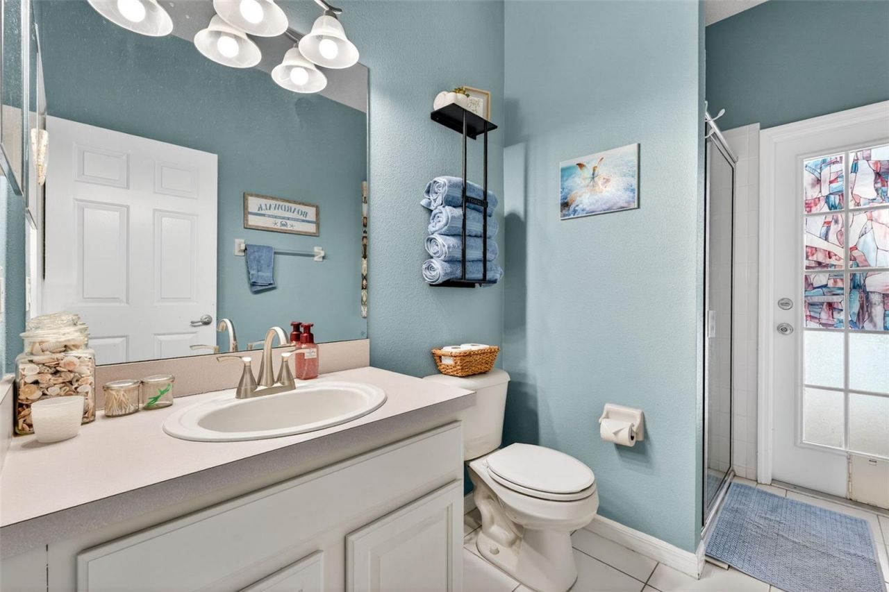 9018 N River Road, Tampa, FL 33635 Photo