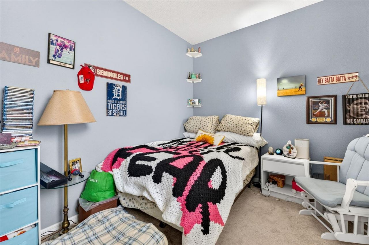 9018 N River Road, Tampa, FL 33635 Photo