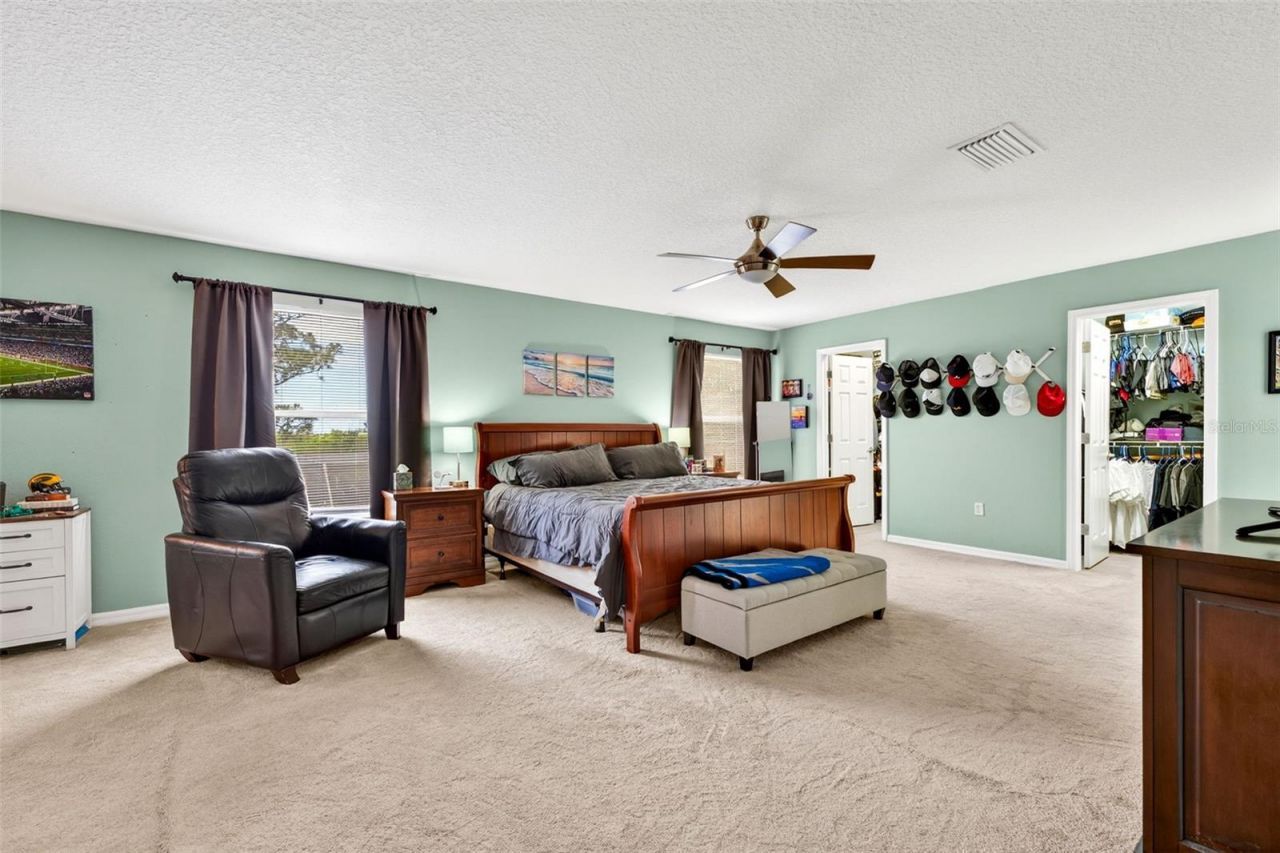 9018 N River Road, Tampa, FL 33635 Photo