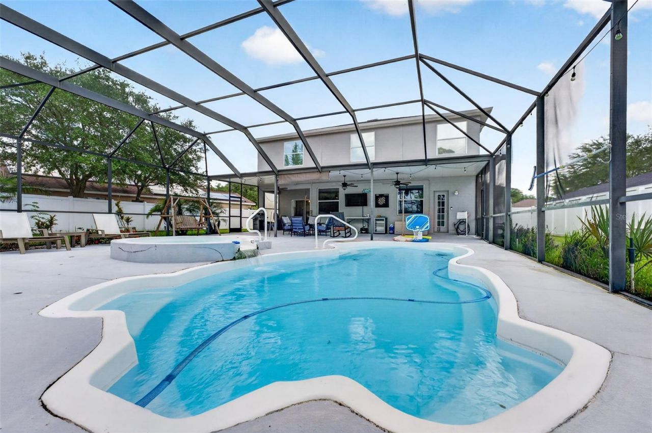 9018 N River Road, Tampa, FL 33635 Photo