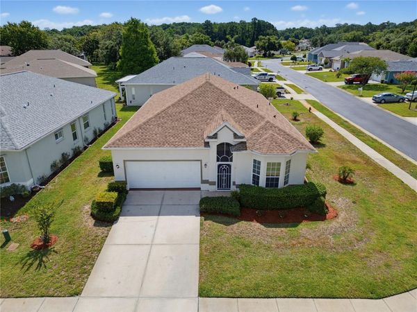 11204 CLEAR OAK CIRCLE , NEW PORT RICHEY, FL 34654