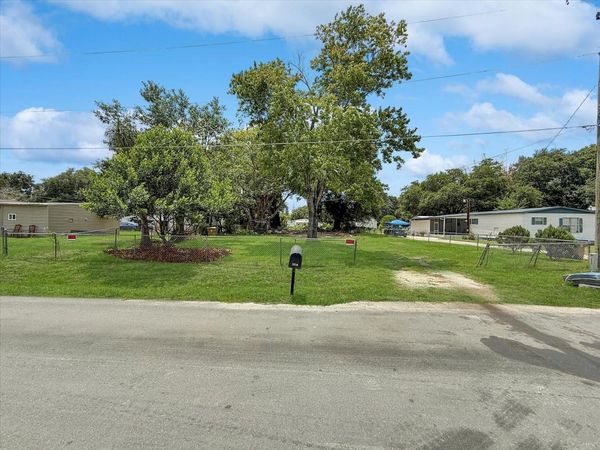 2824 BAY AVENUE , KISSIMMEE, FL 34744