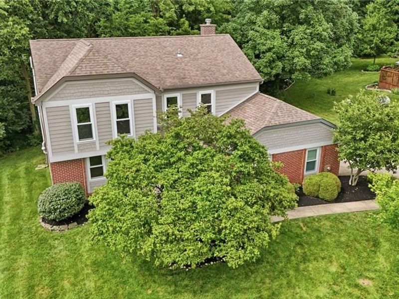 6910 Rushwood Court, West Chester, OH 45241 Photo 2
