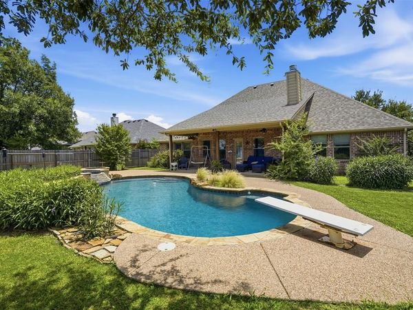107 Clyde Drive, Aledo, TX 76008