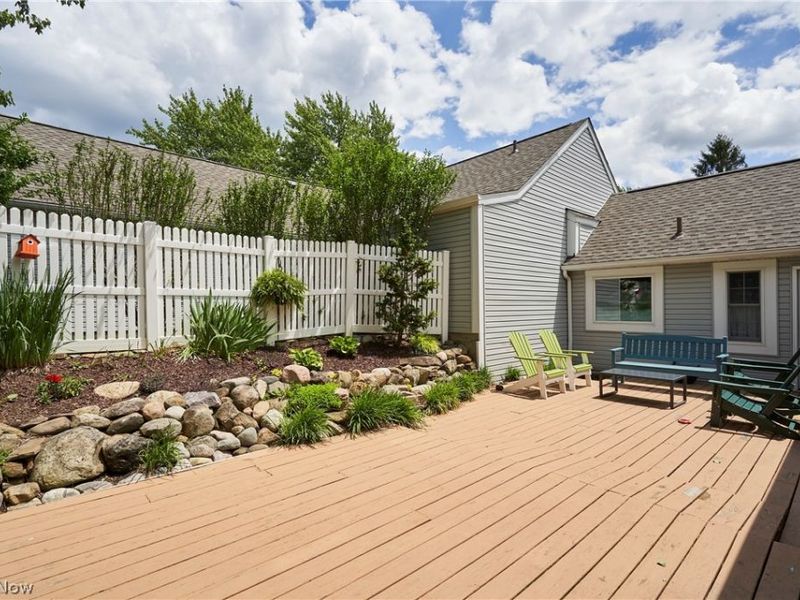 885 Kenton Court, Akron, OH 44313 Photo 3