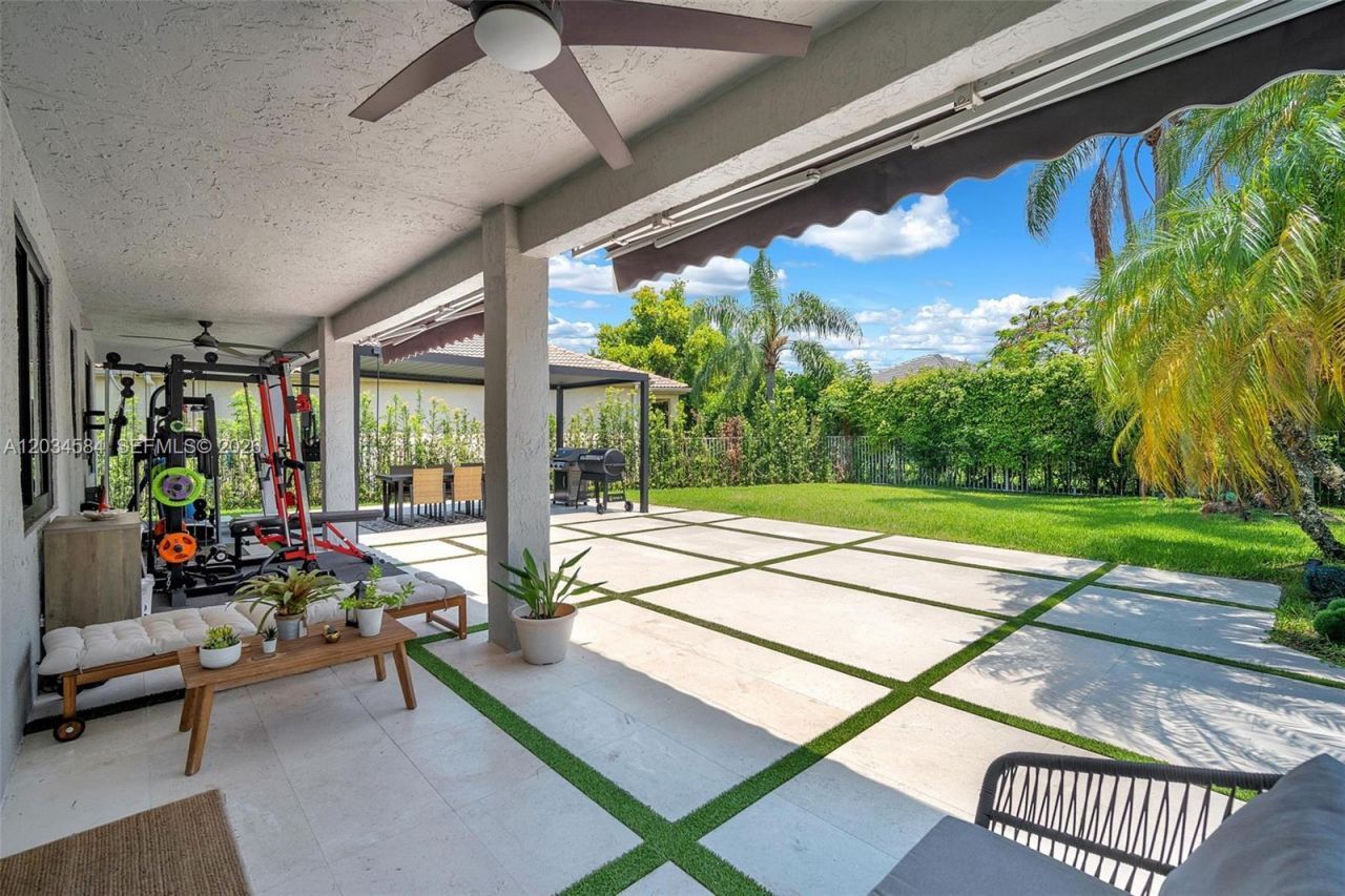 731 Tulip Cir , Weston, FL 33327 Photo
