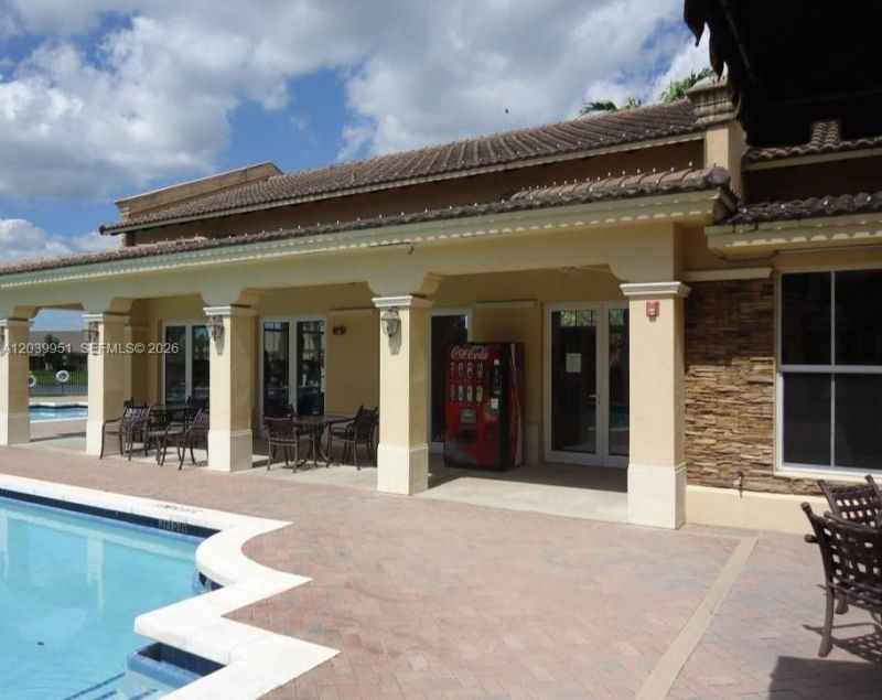 930 NE 34th Ave , Unit 202, Homestead, FL 33033 Photo