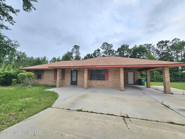 530 Easterbrook Street, Bay Saint Louis, MS 39520