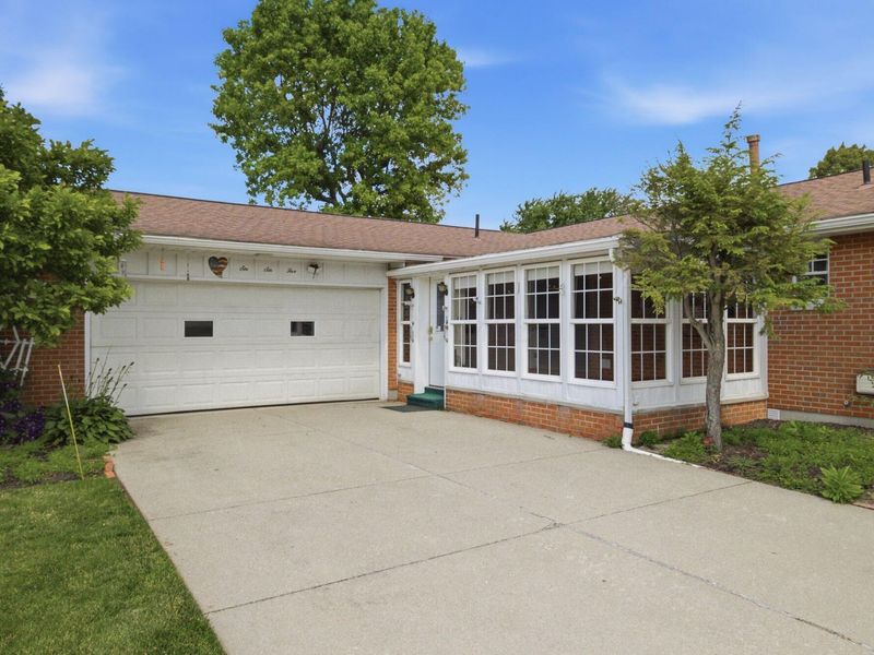 665 Edgefield Drive, Marion, OH 43302 Photo 3