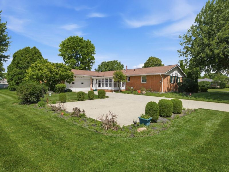665 Edgefield Drive, Marion, OH 43302 Photo 4