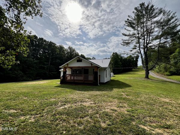 437 Turner Road, Bluff City, TN 37618
